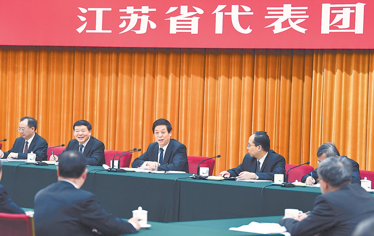 江苏省人民政府 图片新闻 栗战书参加江苏代表团审议