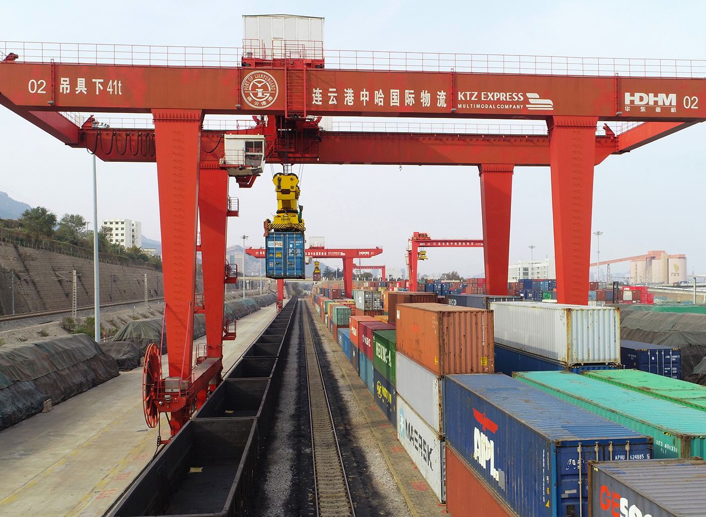 江苏省人民政府 图片新闻 连云港:新亚欧大陆桥开通运营满28年