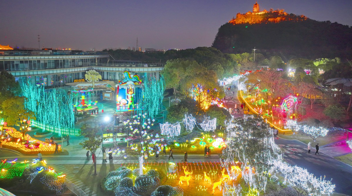 南通狼山新春灯会亮灯