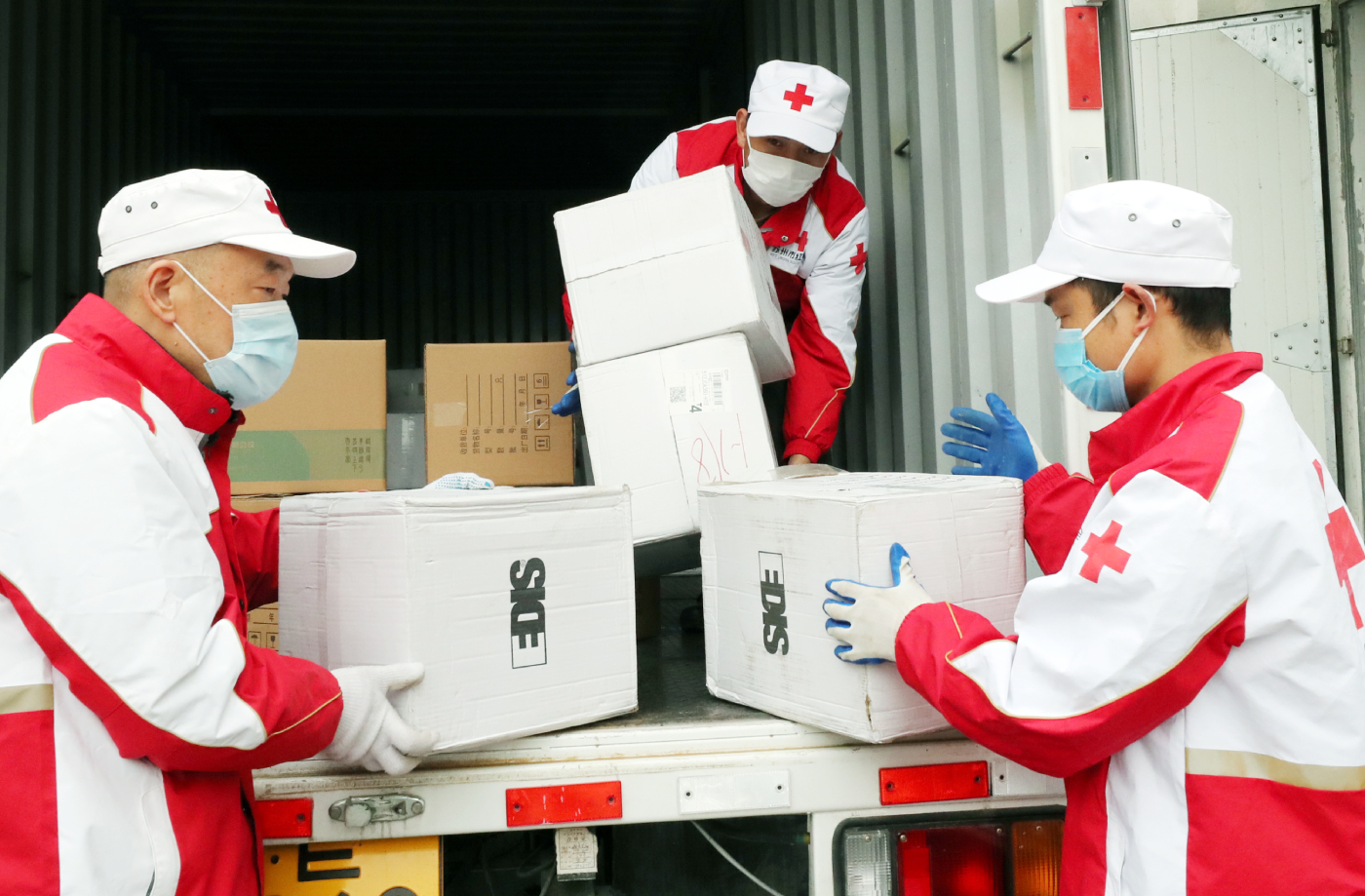 苏州:抗击疫情 红十字救援队在行动